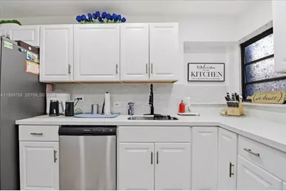 7551 Polk St, Hollywood, FL 33024 - Photo 7