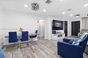 7551 Polk St, Hollywood, FL 33024 - Photo 11