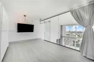 1040 Biscayne Blvd, Miami, FL 33132 - Photo 19