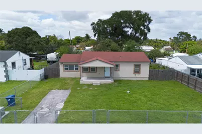 1447 NW 101st St, Miami, FL 33147 - Photo 47