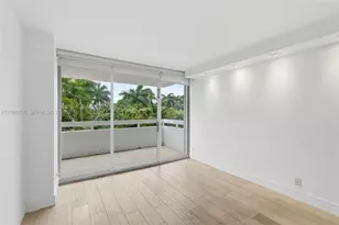 1627 Brickell Ave, Miami, FL 33129 - Photo 13