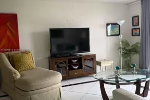 [Address not provided], Miami Beach, FL 33140 - Photo 5