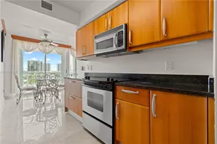 16500 Collins Ave, Sunny Isles Beach, FL 33160 - Photo 5