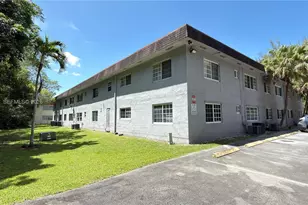 403 SW 148th Ave, Pembroke Pines, FL 33027 - Photo 31
