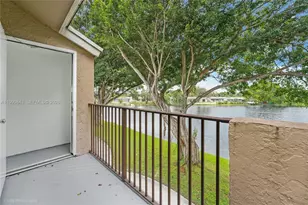 1851 NW 96th Terrace, Pembroke Pines, FL 33024 - Photo 19