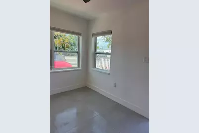 615 NE 3rd St #1, Hallandale Beach, FL 33009 - Photo 9
