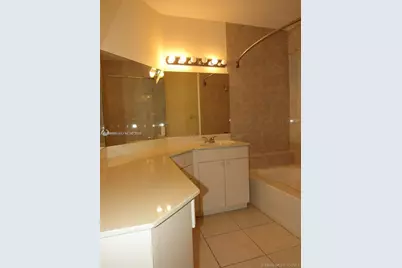 14030 SW 51st Ln, Miramar, FL 33027 - Photo 11