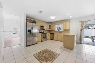 14600 Ashland Pl, Davie, FL 33325 - Photo 13