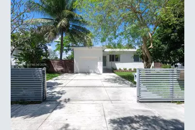 455 NE 111th St, Miami, FL 33161 - Photo 1