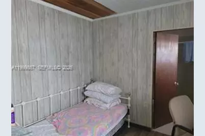 1104 Gulf St, Moore Haven, FL 33471 - Photo 11