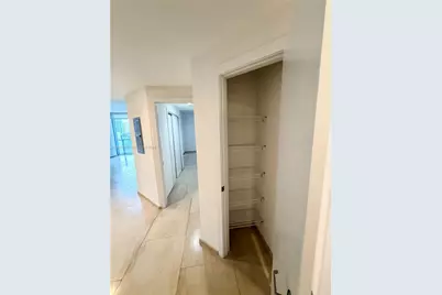 1050 Brickell Ave #2420, Miami, FL 33131 - Photo 5