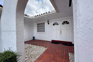 16665 SW 93rd Ct, Palmetto Bay, FL 33157 - Photo 3