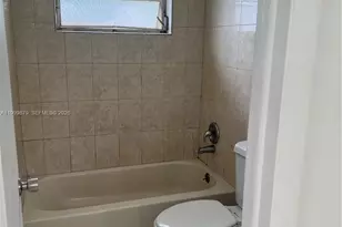 6328 Pierce St, Hollywood, FL 33024 - Photo 5