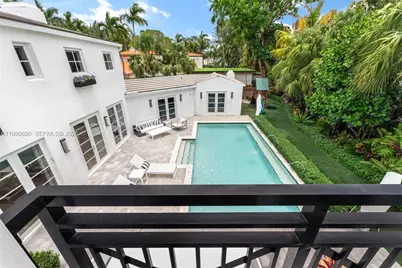 2887 Pine Tree Dr, Miami Beach, FL 33140 - Photo 25