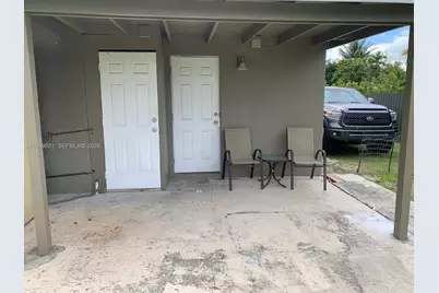 19121 NE Miami Ct #1, Miami, FL 33179 - Photo 1