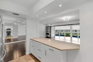 3050 NE 48th St, Fort Lauderdale, FL 33308 - Photo 17