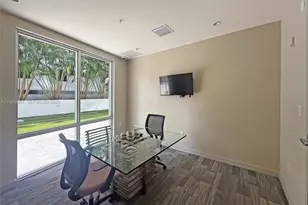 1010 SW 2nd Ave, Miami, FL 33130 - Photo 9