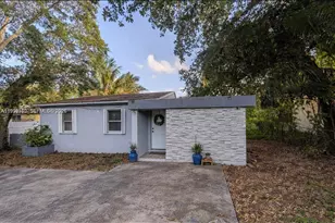 442 NE 162nd St, Miami, FL 33162 - Photo 1