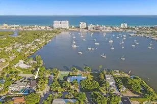 911 N North Lake Dr, Hollywood, FL 33019 - Photo 81