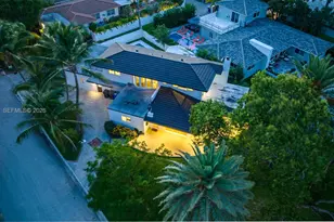 911 N North Lake Dr, Hollywood, FL 33019 - Photo 75