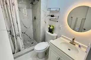 581 Blue Heron Dr, Hallandale Beach, FL 33009 - Photo 13