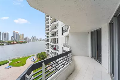 19101 NE 36th Ct #509, Aventura, FL 33180 - Photo 15