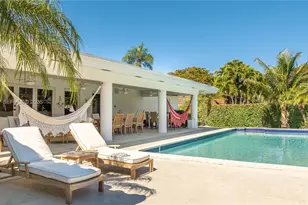 13303 SW 58th Ave, Pinecrest, FL 33156 - Photo 1