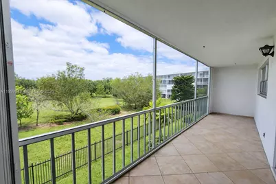 950 Hillcrest Dr #302, Hollywood, FL 33021 - Photo 17