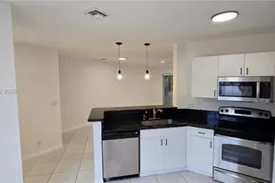 1455 SW 48th Terrace, Deerfield Beach, FL 33442 - Photo 3