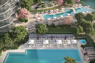 77 SE 5th St, Miami, FL 33131 - Photo 23