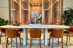 77 SE 5th St, Miami, FL 33131 - Photo 15