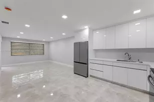 15685 SW 82nd Cir Ln, Miami, FL 33193 - Photo 9