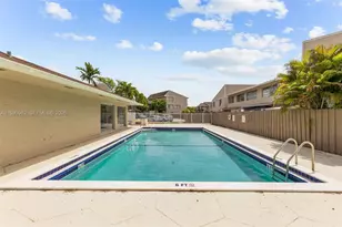 15685 SW 82nd Cir Ln, Miami, FL 33193 - Photo 23