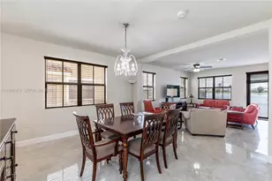 8435 Lakeview Trail, Parkland, FL 33076 - Photo 9