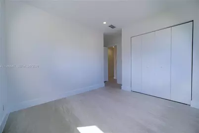 8220 SW 29th St, Miami, FL 33155 - Photo 23