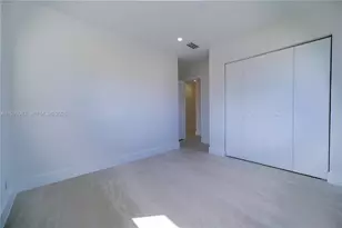 8220 SW 29th St, Miami, FL 33155 - Photo 23