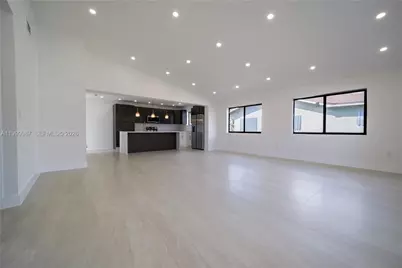 8220 SW 29th St, Miami, FL 33155 - Photo 5