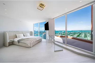 300 S Pointe Dr #PH-5, Miami Beach, FL 33139 - Photo 35