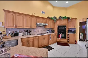 5200 NW 67th Ave, Lauderhill, FL 33319 - Photo 7