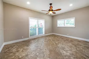 16751 Waters Edge Dr, Weston, FL 33326 - Photo 19