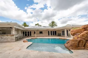 16751 Waters Edge Dr, Weston, FL 33326 - Photo 39