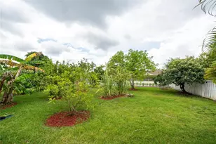 16751 Waters Edge Dr, Weston, FL 33326 - Photo 47