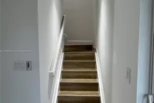 7665 NW 88th Terrace, Tamarac, FL 33321 - Photo 5