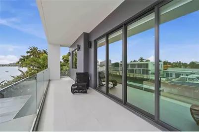3300 NE 170th St, North Miami Beach, FL 33160 - Photo 45