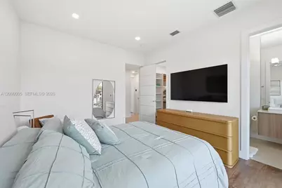 3300 NE 170th St, North Miami Beach, FL 33160 - Photo 53