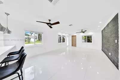 1104 NE 85th St, Miami, FL 33138 - Photo 15