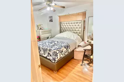 8771 NW 15th Ct, Pembroke Pines, FL 33024 - Photo 15