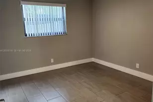 210 NW 57th St, Oakland Park, FL 33309 - Photo 17