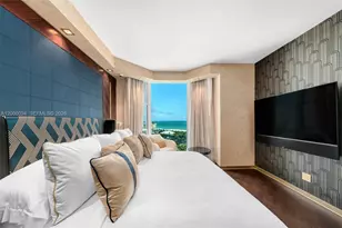 300 South Pointe Dr, Miami Beach, FL 33139 - Photo 25