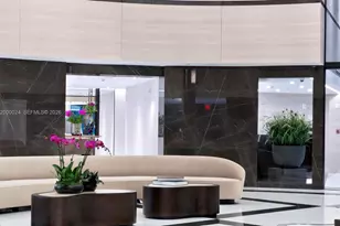 300 South Pointe Dr, Miami Beach, FL 33139 - Photo 45